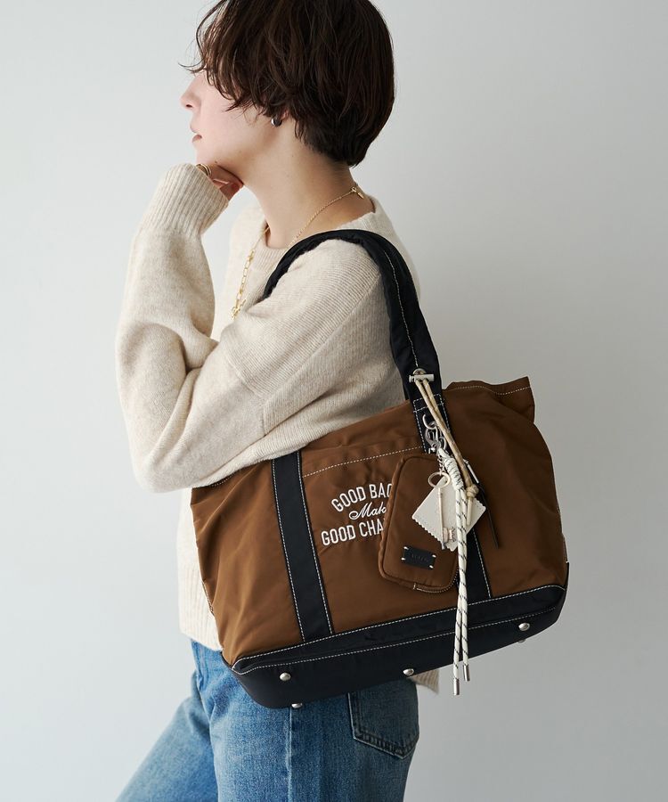 YECCA VECCA「story.グッドキャラトートL」|トートバッグ|Brown
