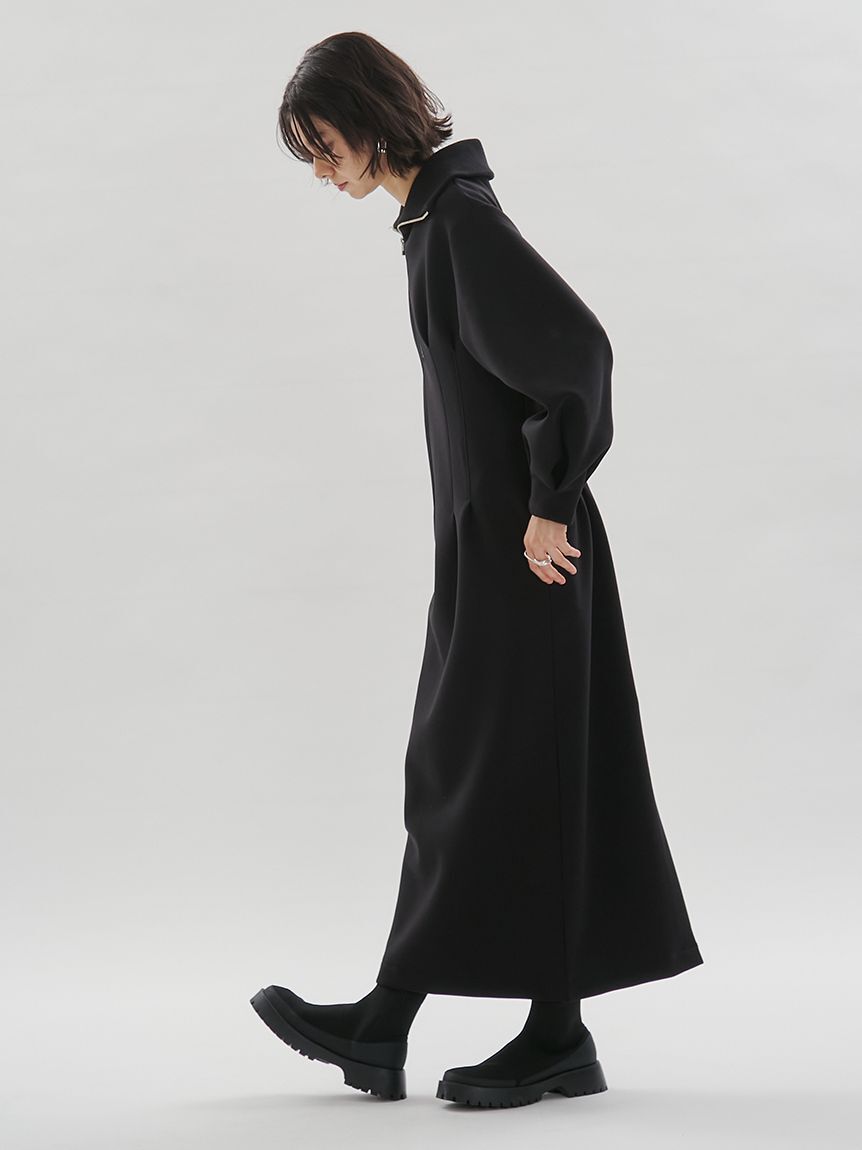 emmi atelier「【ONLINE限定】ハーフジップダンボールワンピース」|ワンピース|