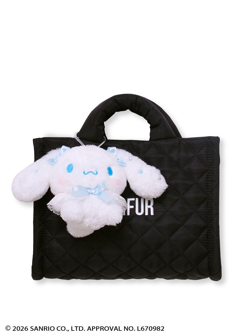 FURFUR「【シナモロール】ぬいぐるみチャーム付きキルティングトートバッグ」|トートバッグ|