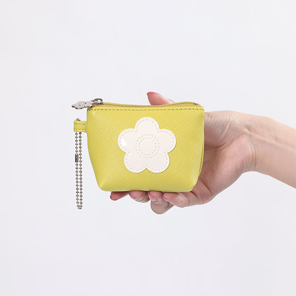 MARY QUANT「カラフルファンファーレ 舟型ポーチミニミニ」|ポーチ|イエロー