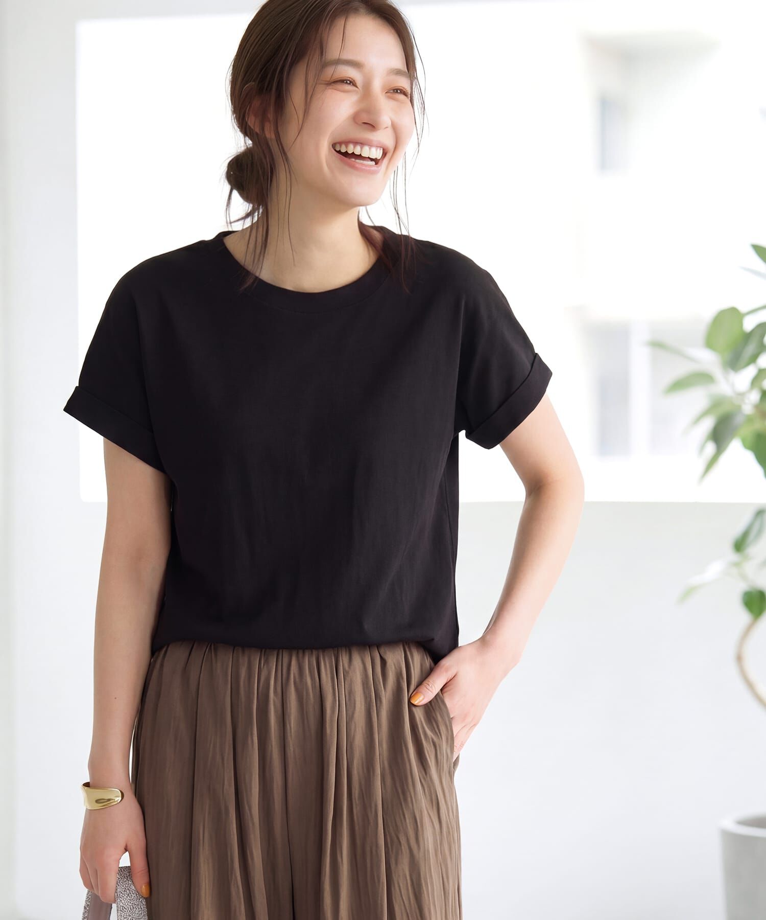 STYLE DELI「【ものづくりJAPAN】ディオラマ袖口折り返しTシャツ」|Tシャツ・カットソー|ブラック