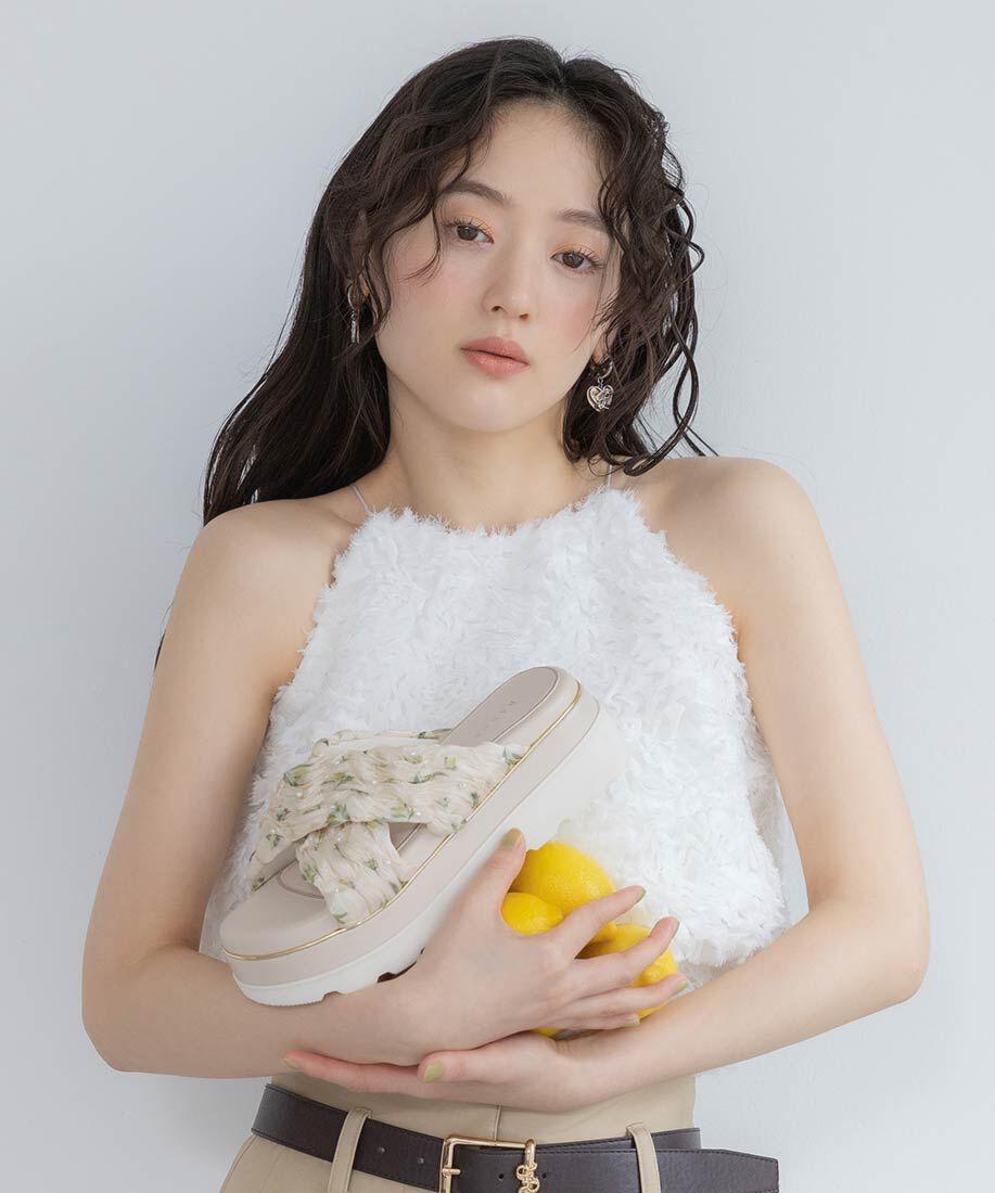  「【Lemon Collection】レモンプリントシャーリングベルトサンダル」|サンダル|
