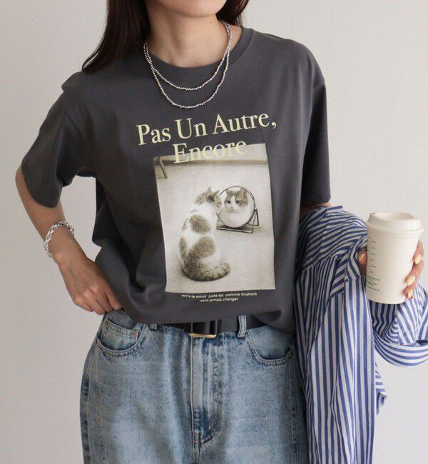 fredy emue「【UVカット/接触冷感】CATフォトＴシャツ」|Tシャツ・カットソー|チャコールグレー