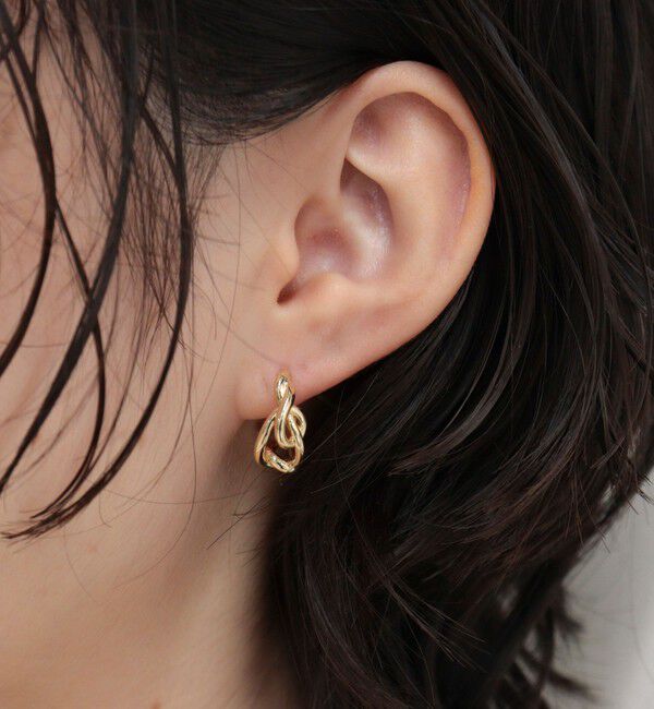 fredy emue「結びラインワンタッチピアス」|ピアス|