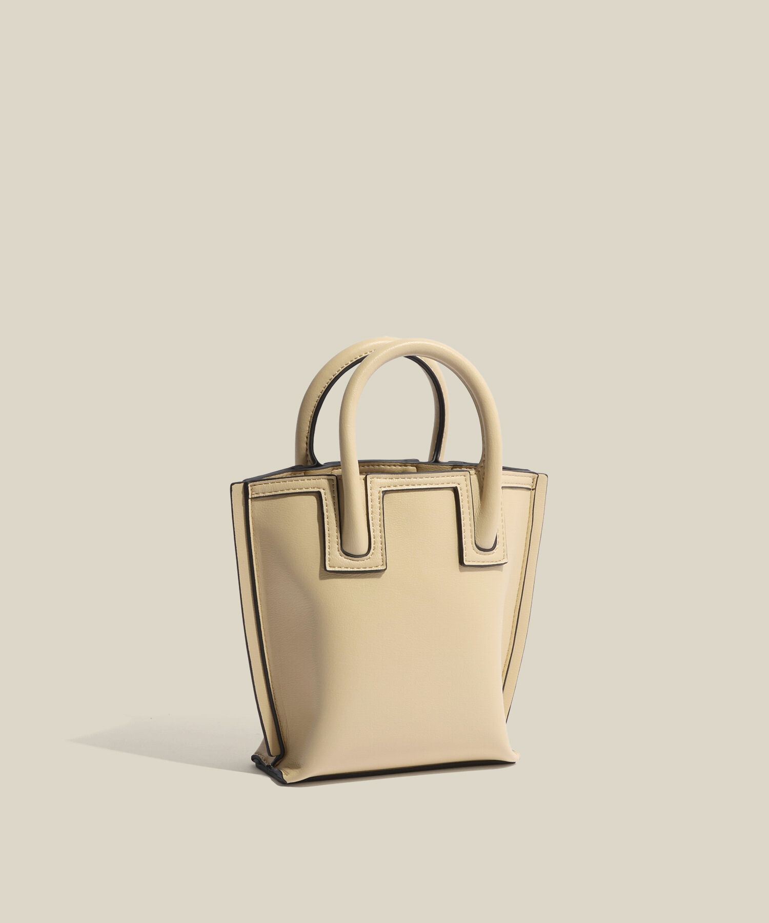 E'POR「【E'POR】【WEB限定】Ree BAG Mini/超軽量・26SS」|ショルダー・メッセンジャー|