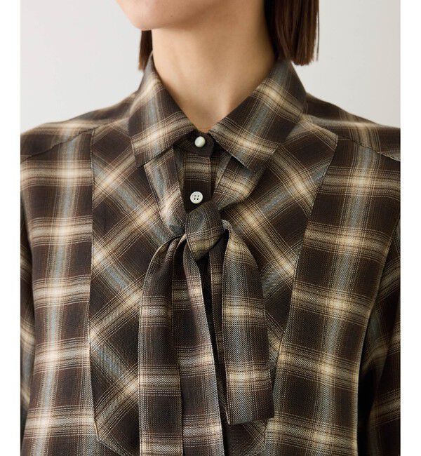 ROPE「【J'aDoRe・一部店舗限定サイズ】ボウタイ付きシアーチェックシャツブラウス(取り外し可能 )/イージーケア」|シャツ・ブラウス|