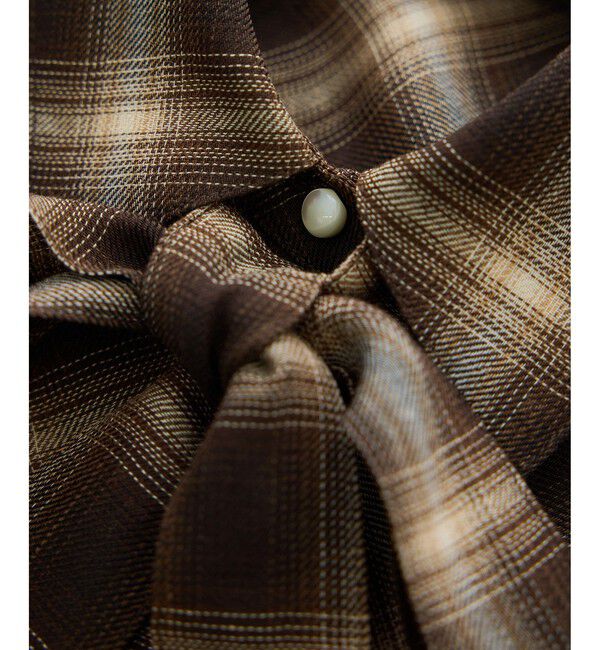 ROPE「【J'aDoRe・一部店舗限定サイズ】ボウタイ付きシアーチェックシャツブラウス(取り外し可能 )/イージーケア」|シャツ・ブラウス|