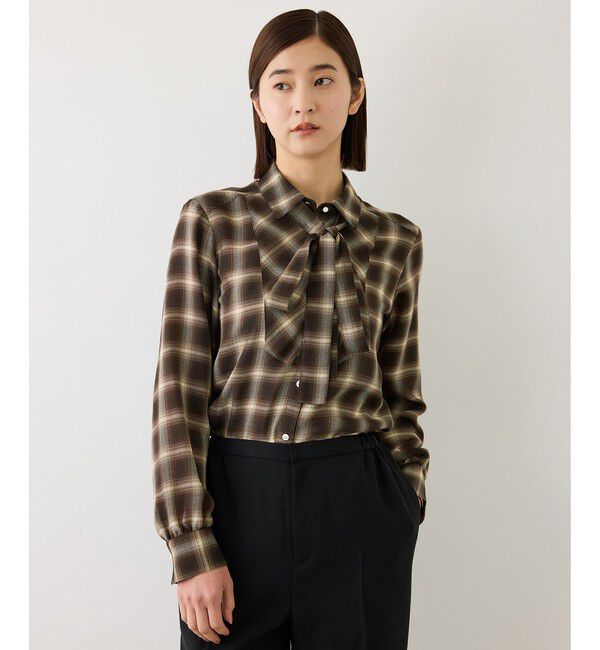 ROPE「【J'aDoRe・一部店舗限定サイズ】ボウタイ付きシアーチェックシャツブラウス(取り外し可能 )/イージーケア」|シャツ・ブラウス|