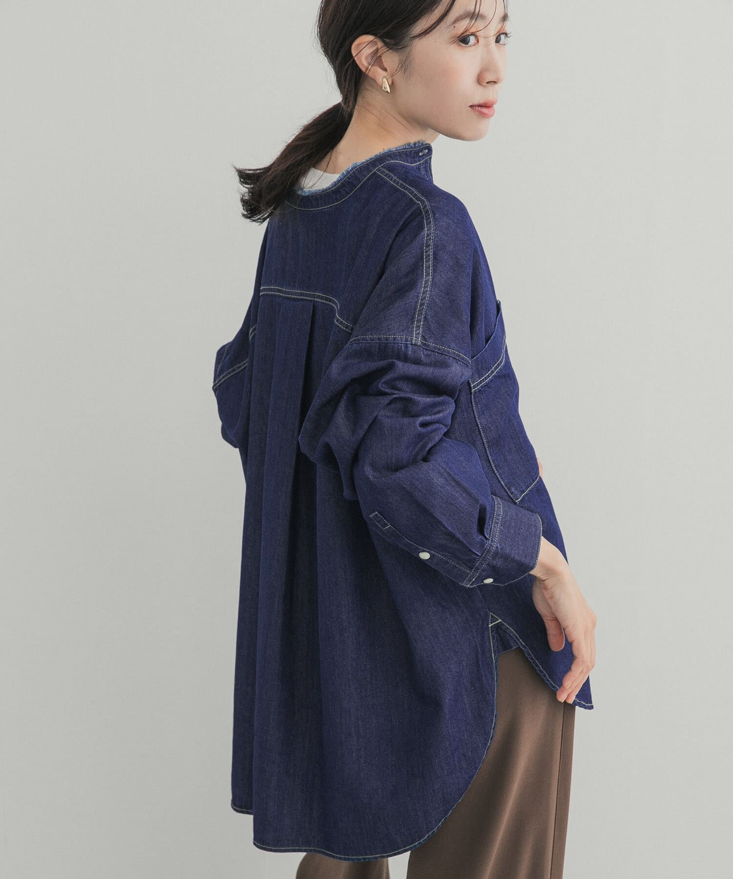 URBAN RESEARCH DOORS「デニムバンドカラーシャツ」|シャツ・ブラウス|