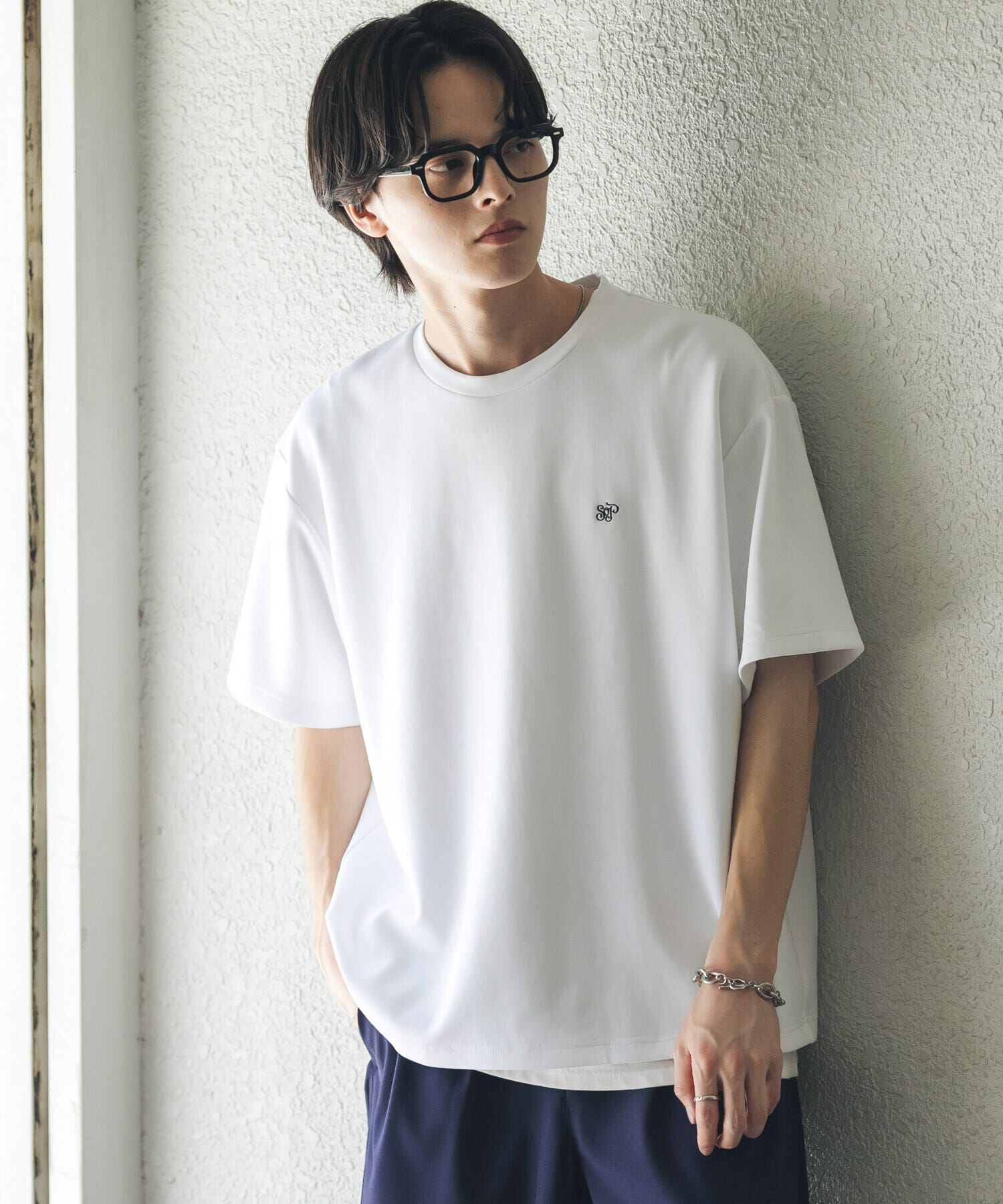 SENSE OF PLACE by URBAN RESEARCH「ワンポイントシシュウロゴTシャツ」|Tシャツ・カットソー|