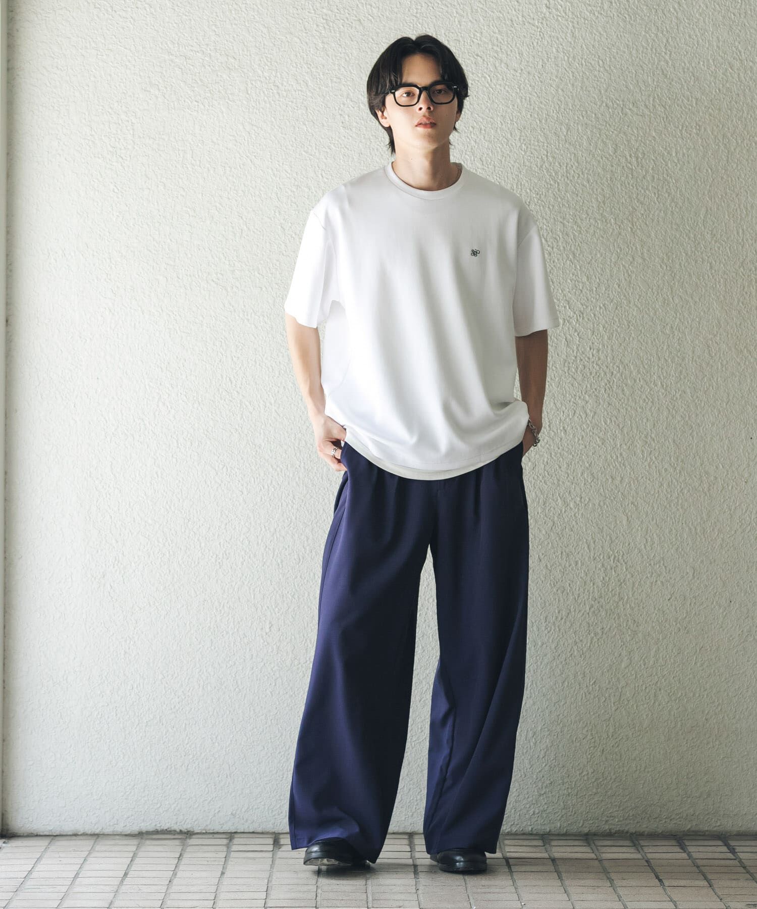 SENSE OF PLACE by URBAN RESEARCH「ワンポイントシシュウロゴTシャツ」|Tシャツ・カットソー|