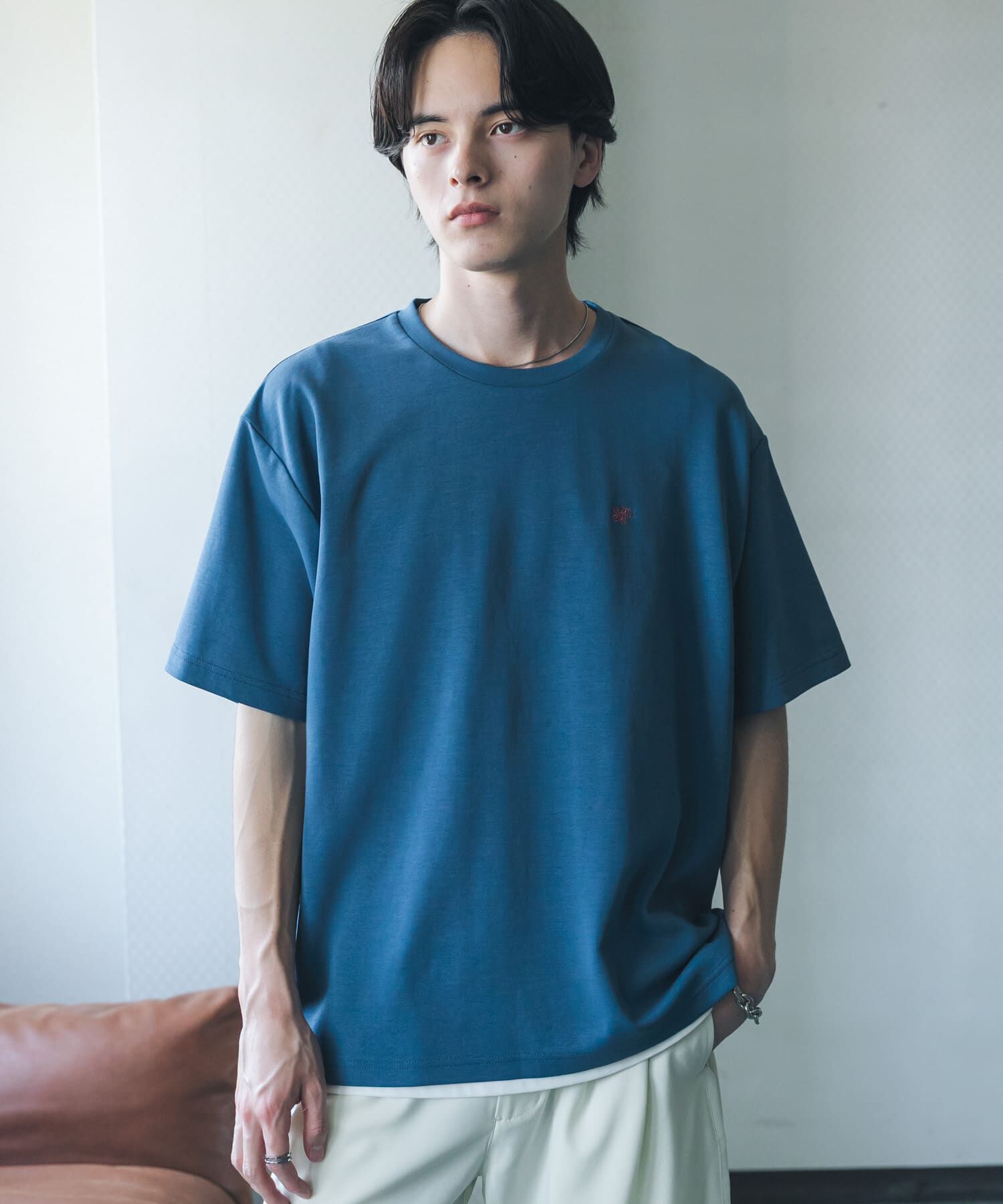 SENSE OF PLACE by URBAN RESEARCH「ワンポイントシシュウロゴTシャツ」|Tシャツ・カットソー|