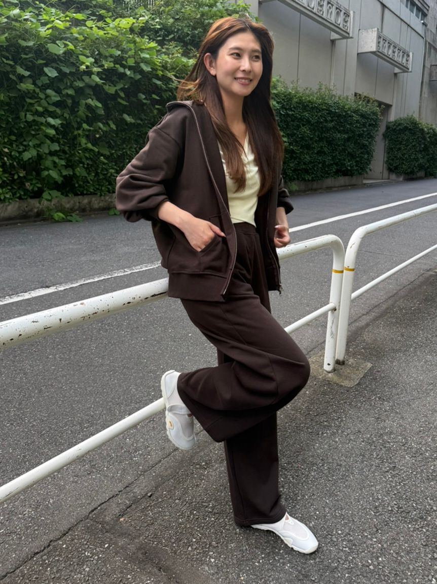 emmi atelier「【W&T】ジップアップフーディー/オーバーサイズ【セットアップ対応】」|パーカー|
