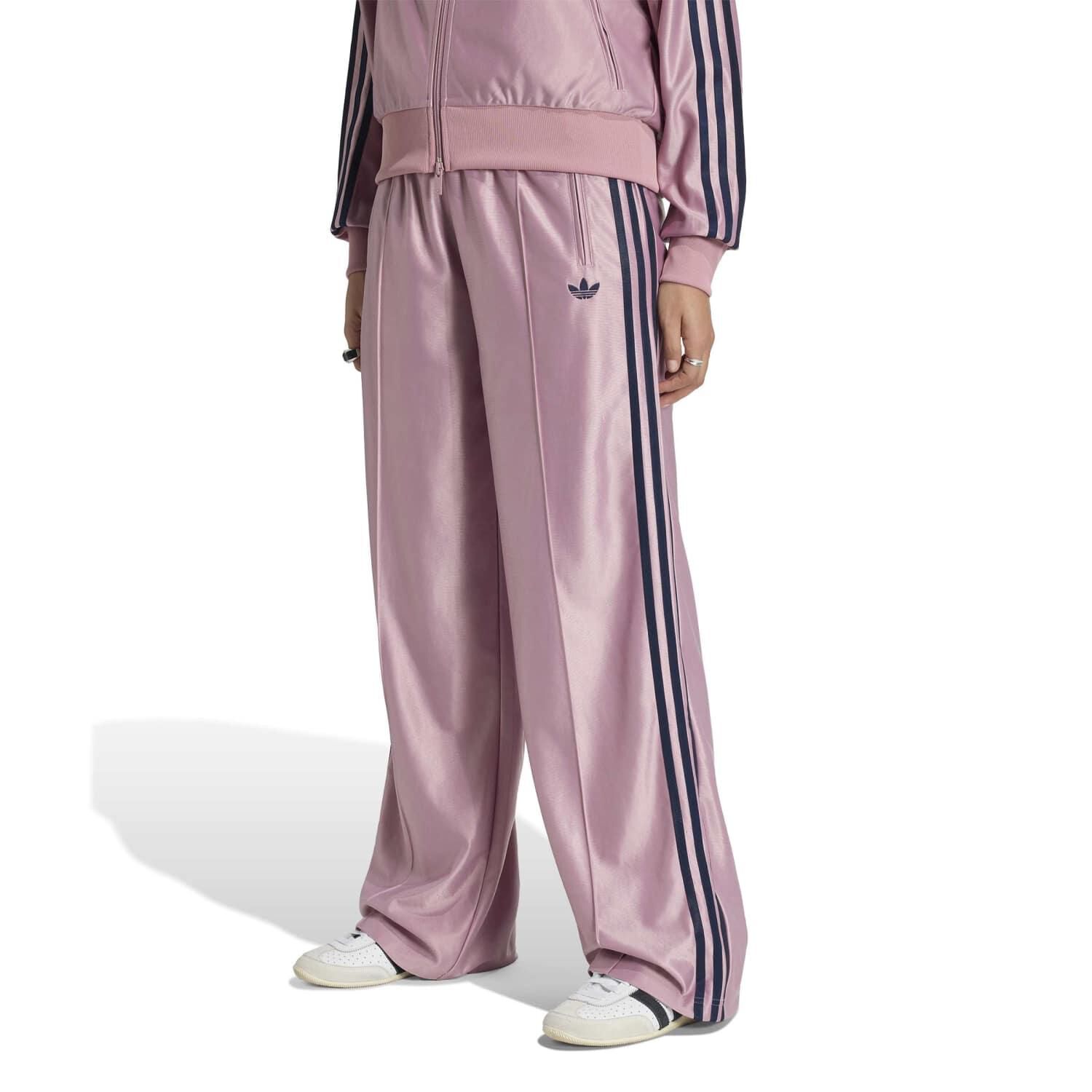 adidas「【ADIDAS ｳｪｱ】W METALLIC FIREBIRD LOOSE TP」|チノ|パープル