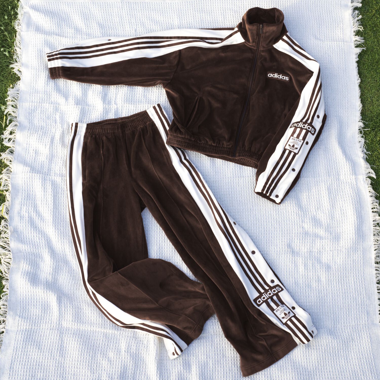 adidas「【ADIDAS ｳｪｱ】W ADIBREAK VELOUR TT」|ポロシャツ|
