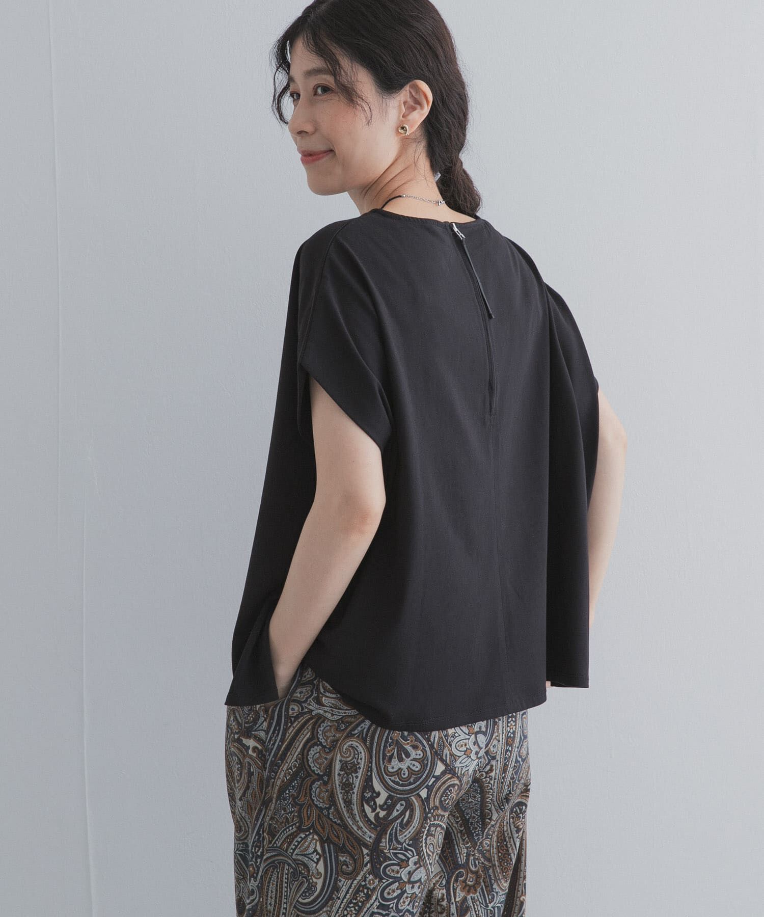 URBAN RESEARCH DOORS「バックジッププルオーバー」|Tシャツ・カットソー|