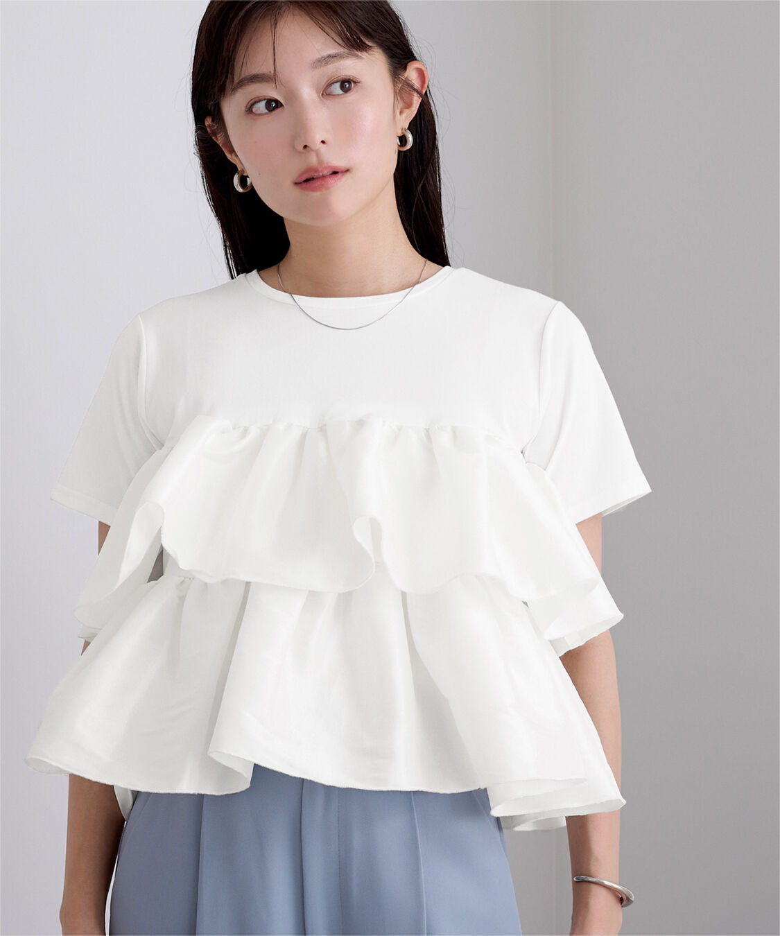 ur's「シャイニーティアードフリルトップス」|Tシャツ・カットソー|