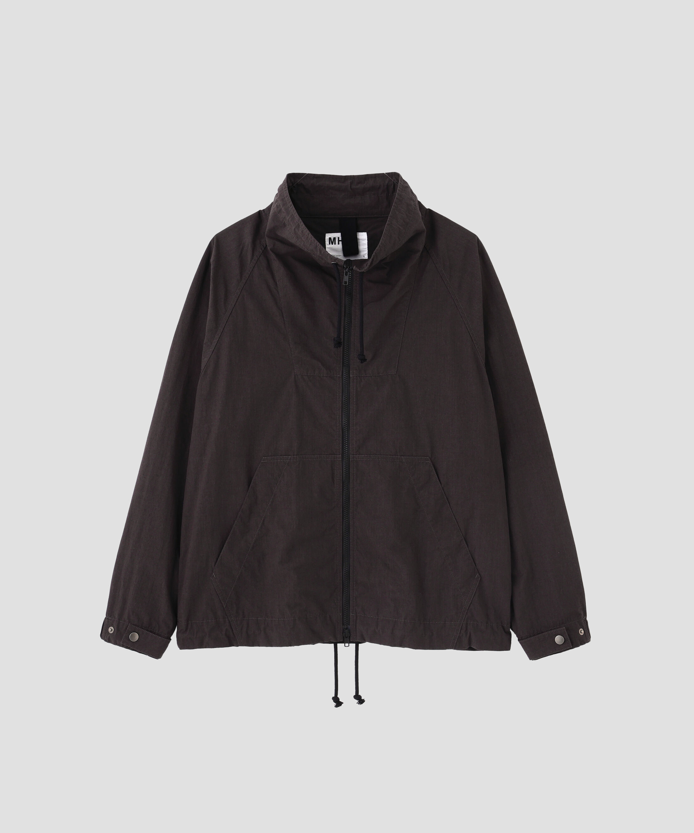 MHL.「COTTON NYLON PLAINWEAVE BLOUSON」|ブルゾン・スタジャン|