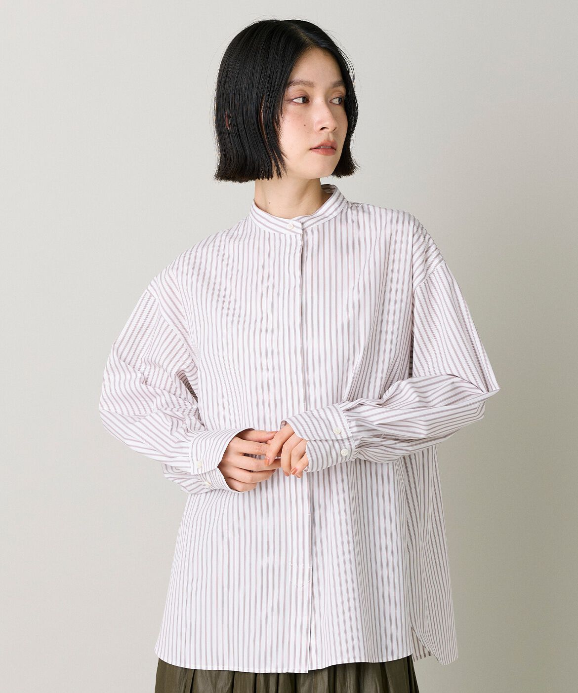 DAY by DAY it&rsquo;s international「ボウタイ付きシャツブラウス｜装い広がる上品ボウタイブラウス」|シャツ・ブラウス|ベージュ2