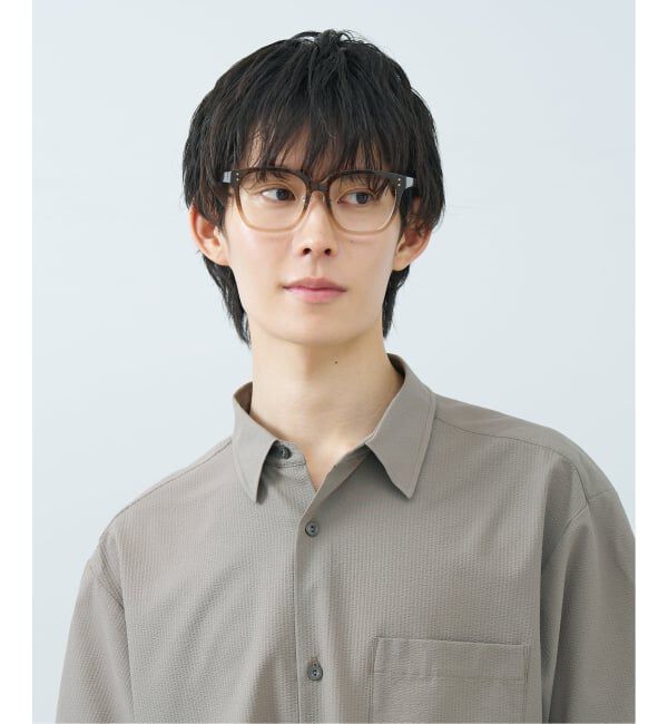  「小顔に見せてくれる計算されたウェリントン型 レンズ交換券付」|メガネ|