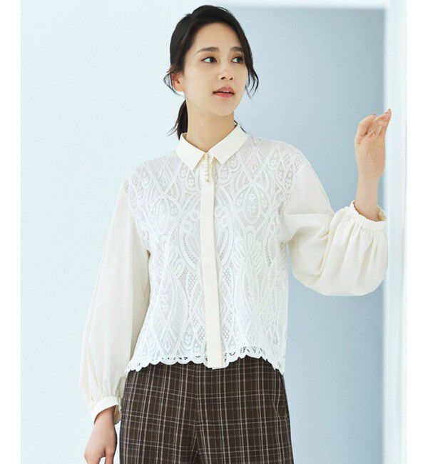 自由区「【SHIHOさん着用・一枚でサマになる】レースブロッキングクロップド丈 シャツ」|シャツ・ブラウス|アイボリー