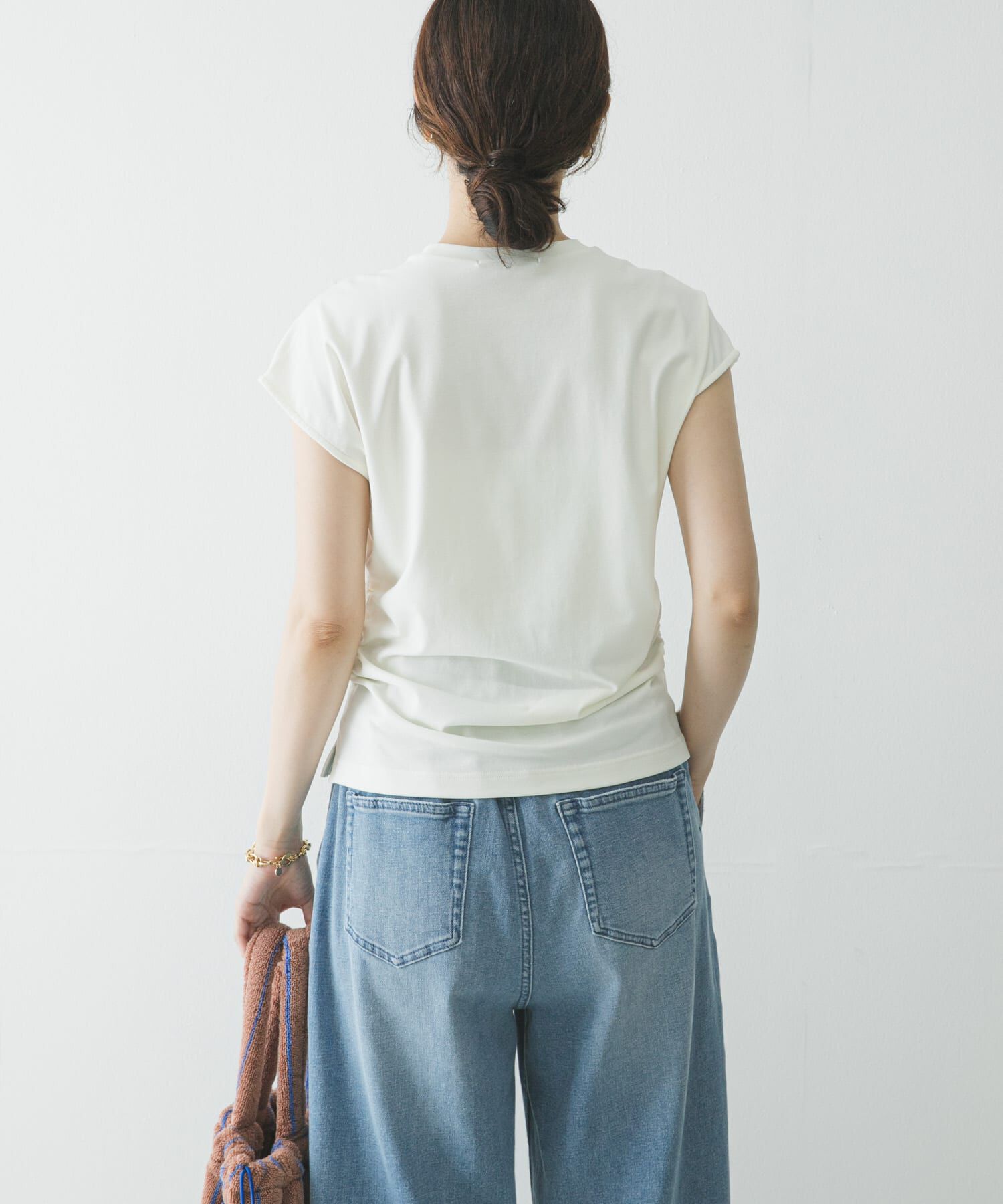URBAN RESEARCH「サイドギャザーカットソー」|Tシャツ・カットソー|