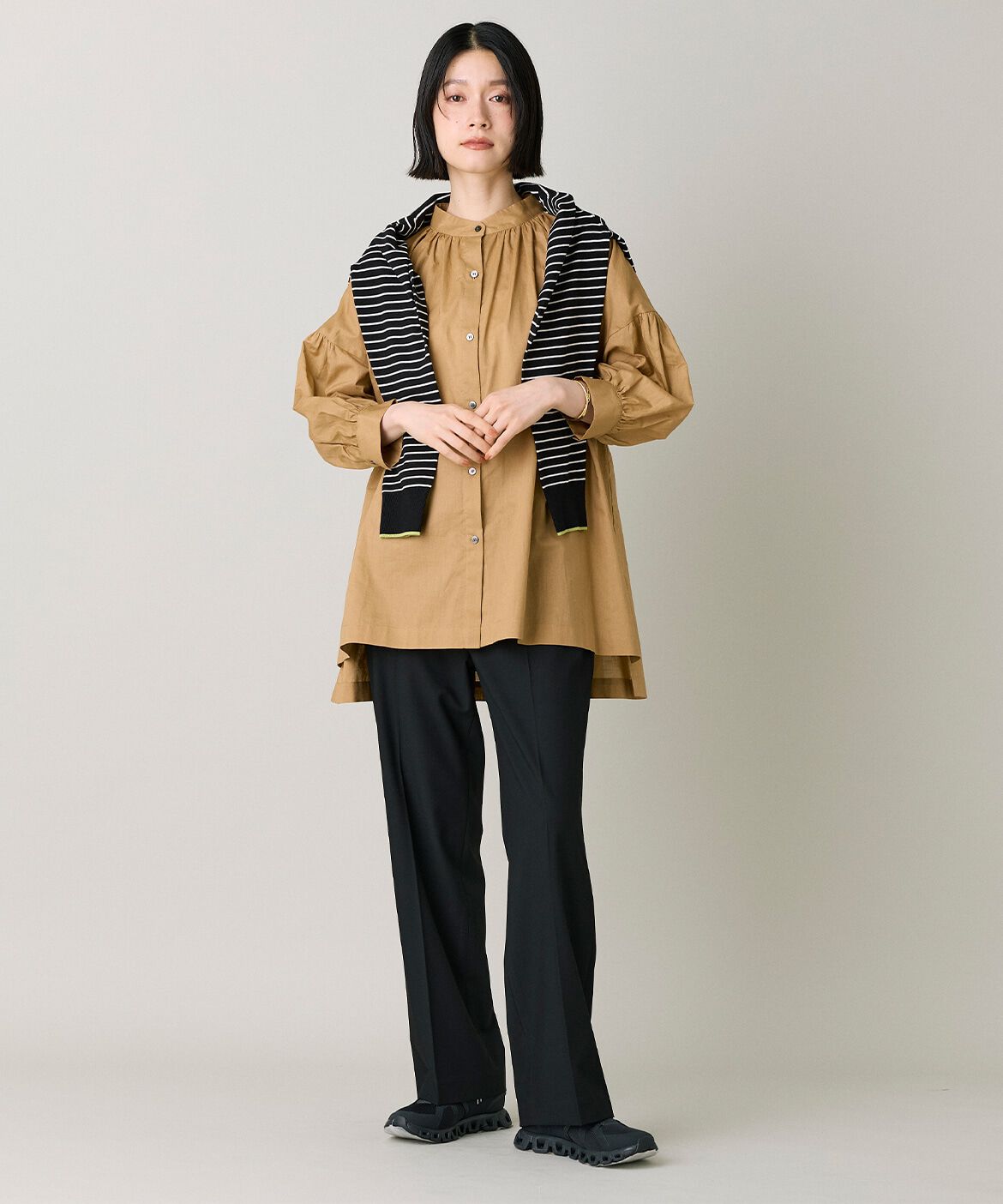 DAY by DAY it&rsquo;s international「ﾊﾞﾝﾄﾞｶﾗｰｷﾞｬｻﾞｰｼｬﾂﾌﾞﾗｳｽ|体型ｶﾊﾞｰと旬顔を叶」|シャツ・ブラウス|