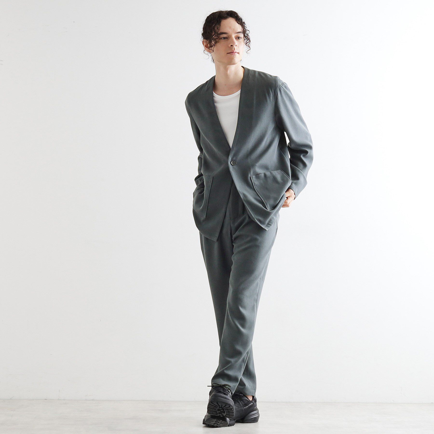 tk.TAKEO KIKUCHI「【セットアアップ対応】ポリツイルテーパードパンツ」|その他|