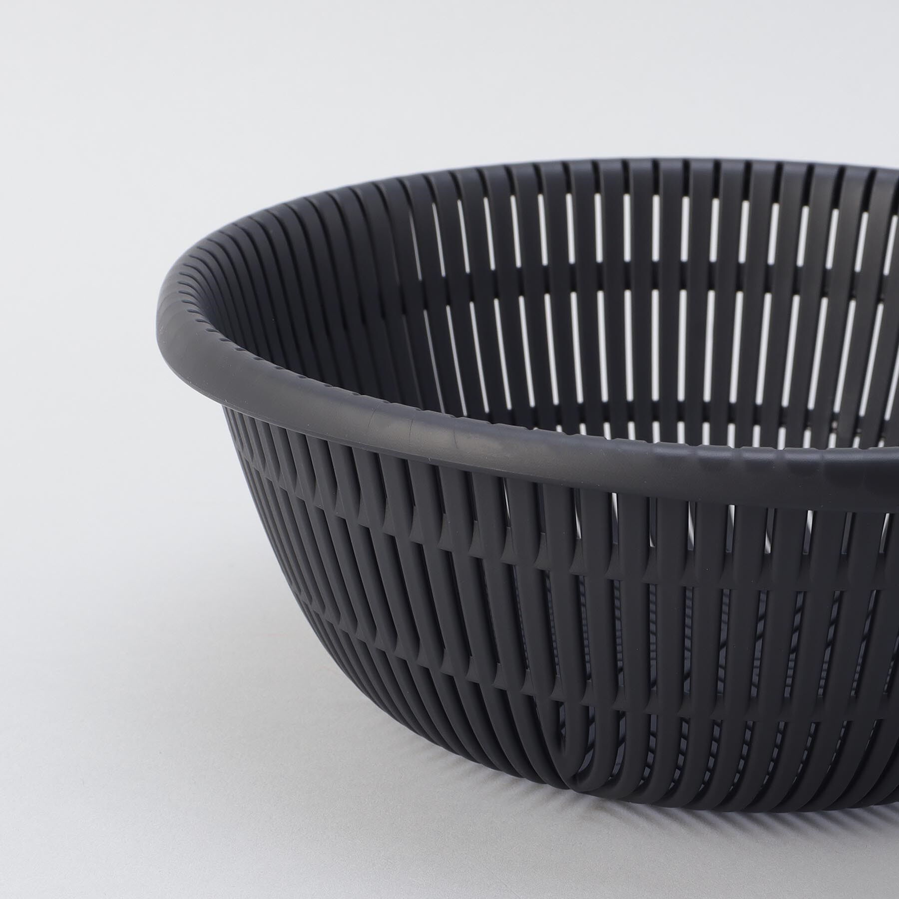 212 KITCHEN STORE「きほんの道具 ザルボウル２点セット 21cm DGY ＜marna  マーナ＞」|食器・キッチングッズ|