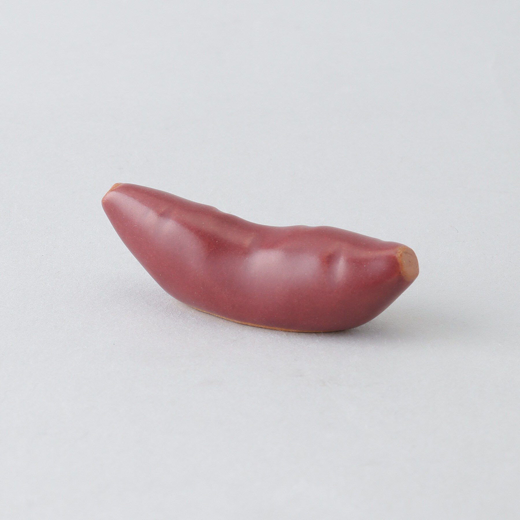 212 KITCHEN STORE「イホシロ窯 さつまいも箸置き」|食器・キッチングッズ|