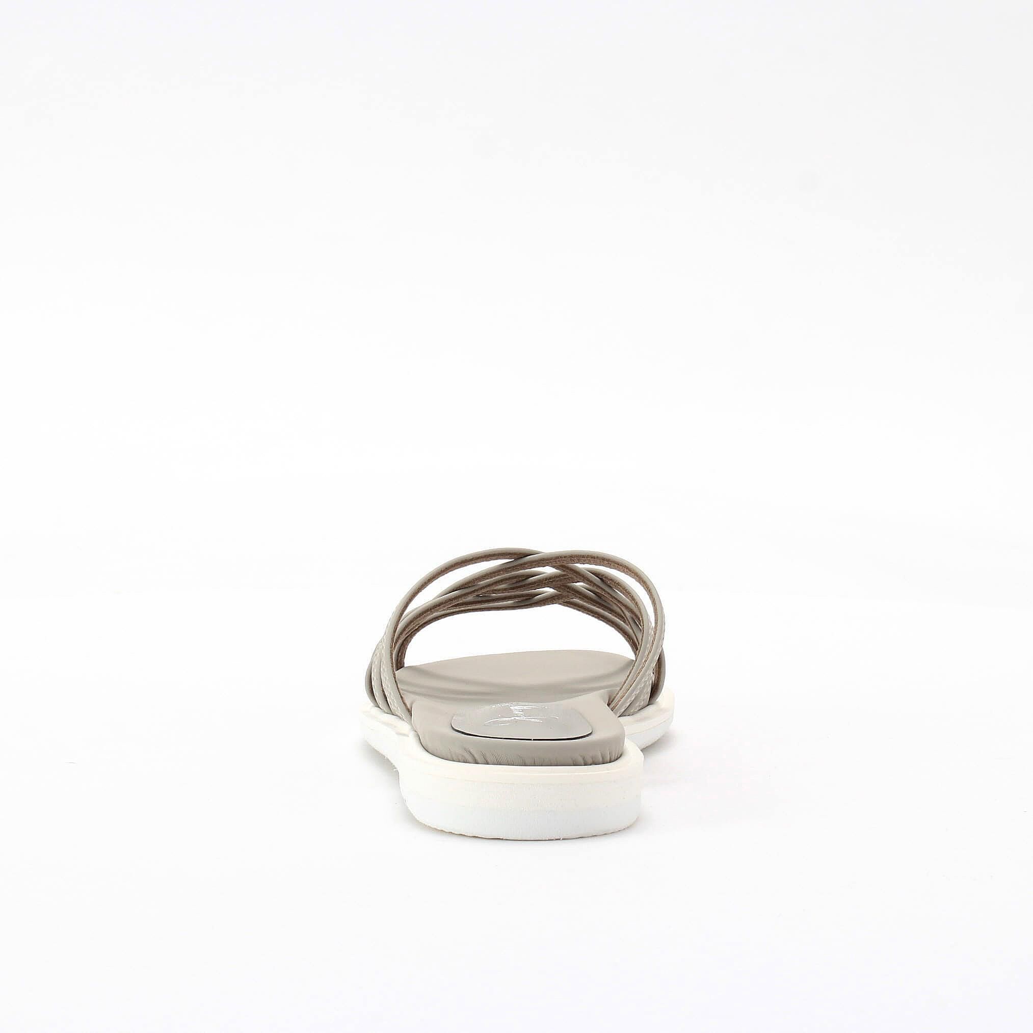 銀座かねまつ「ラバーサンダル」|サンダル|