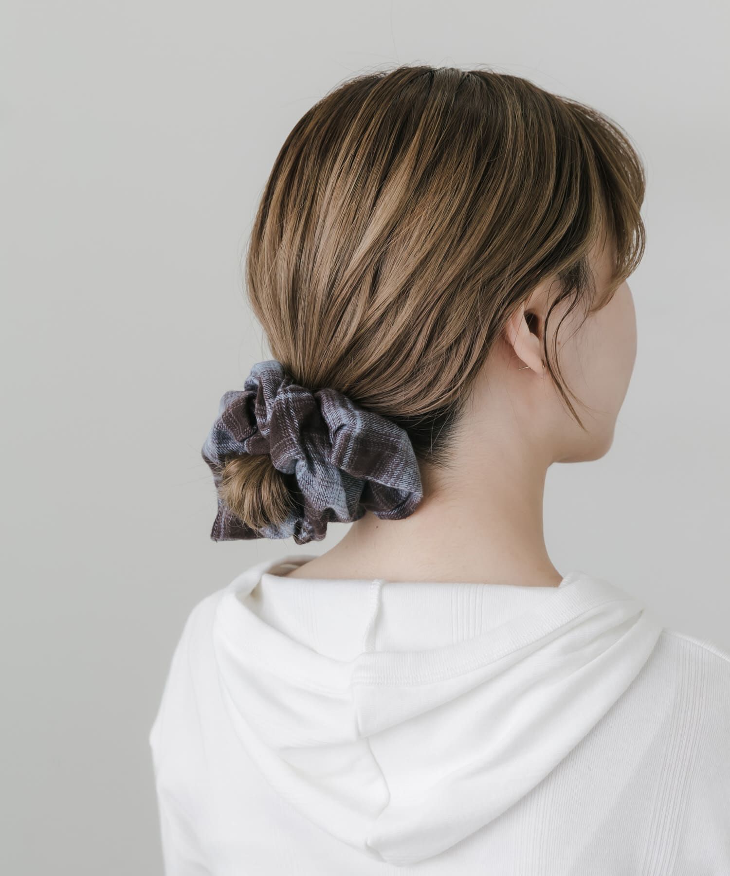 SMELLY「チェックボリュームシュシュ」|ヘアゴム・シュシュ|