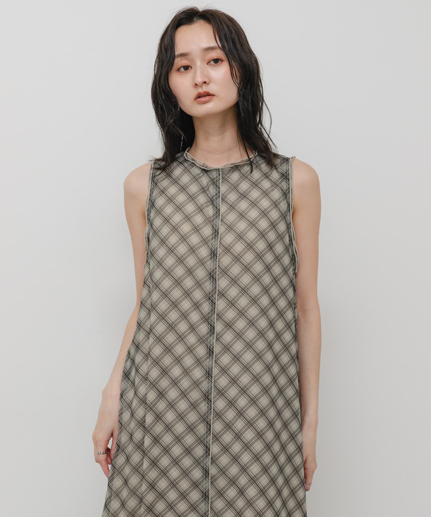 SENSE OF PLACE by URBAN RESEARCH「チェックシアーナローワンピース」|ワンピース|