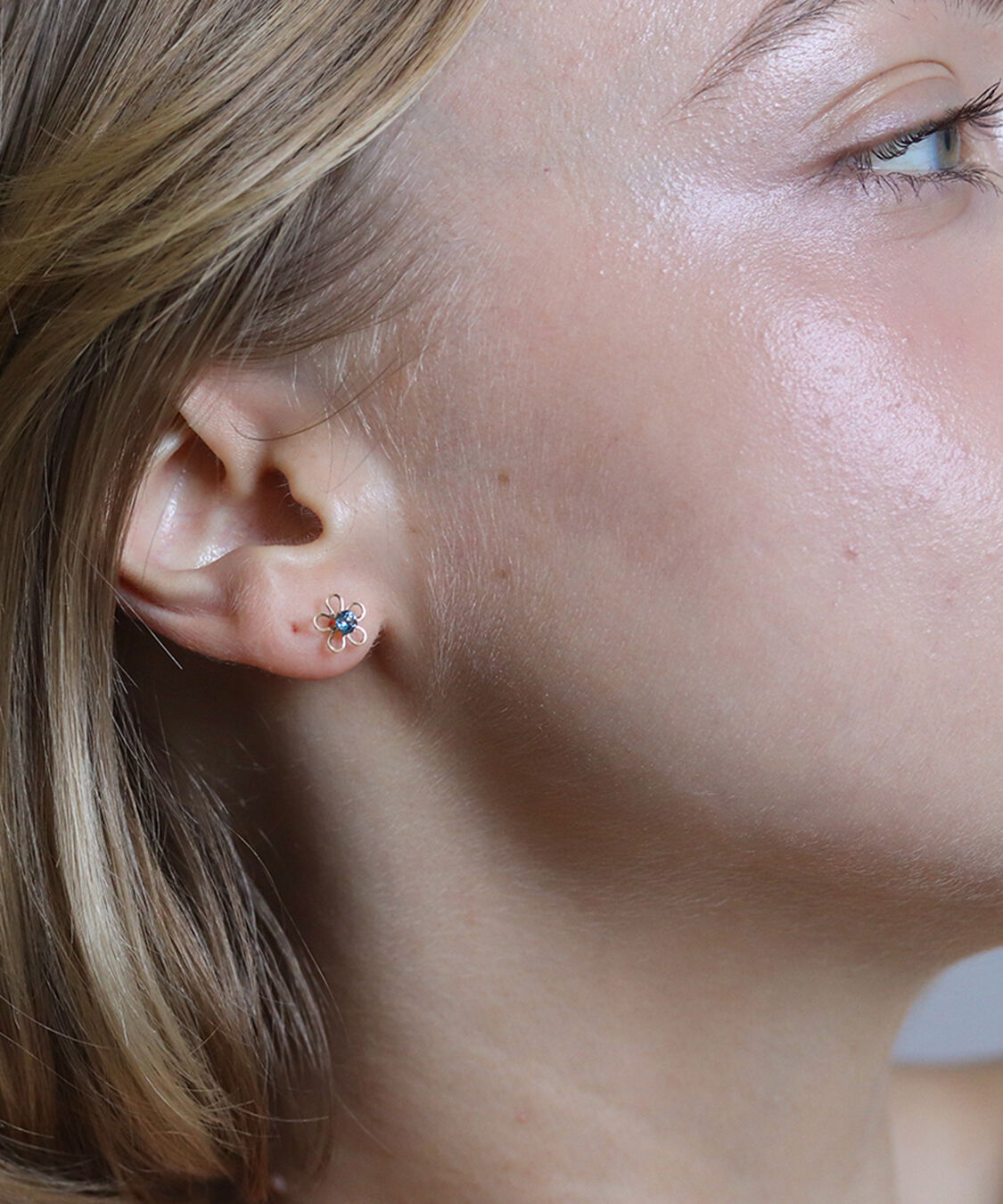  「カラーストーン フラワー ピアス | K10YG」|ピアス|