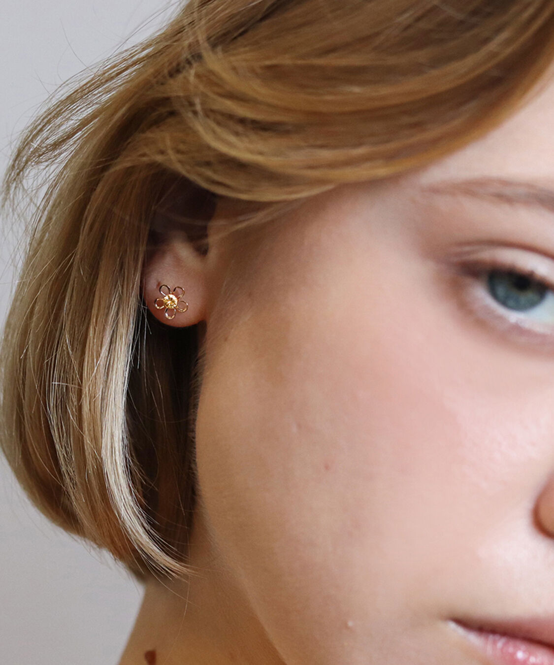  「カラーストーン フラワー ピアス | K10YG」|ピアス|