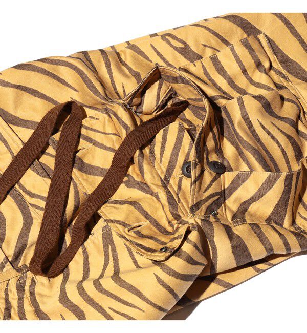 BEAMS PLUS「MIL 6 Pocket Cotton Satin Jacquard」|チノ|