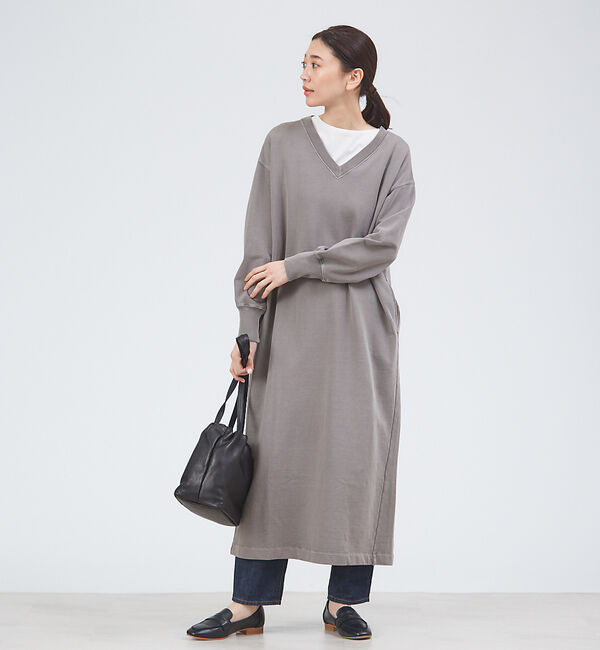 collex「ピグメントダイ裏毛Vネックワンピース」|ワンピース|