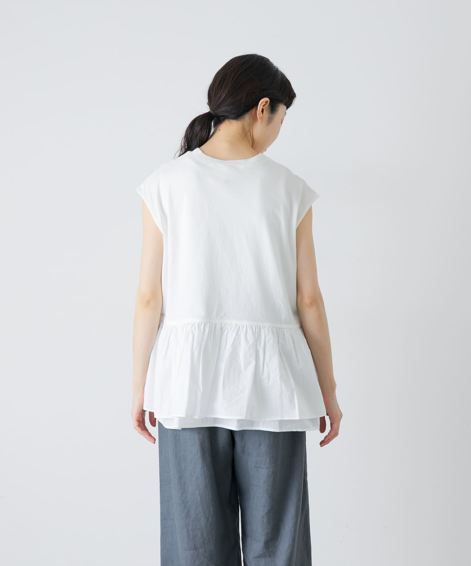 かぐれ「裾フリルノースリーブインナーカットソー」|Tシャツ・カットソー|