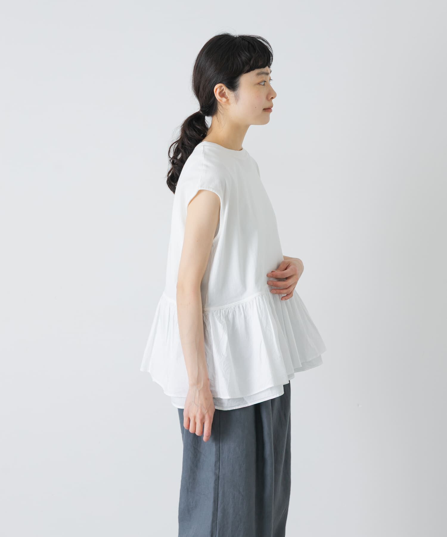 かぐれ「裾フリルノースリーブインナーカットソー」|Tシャツ・カットソー|