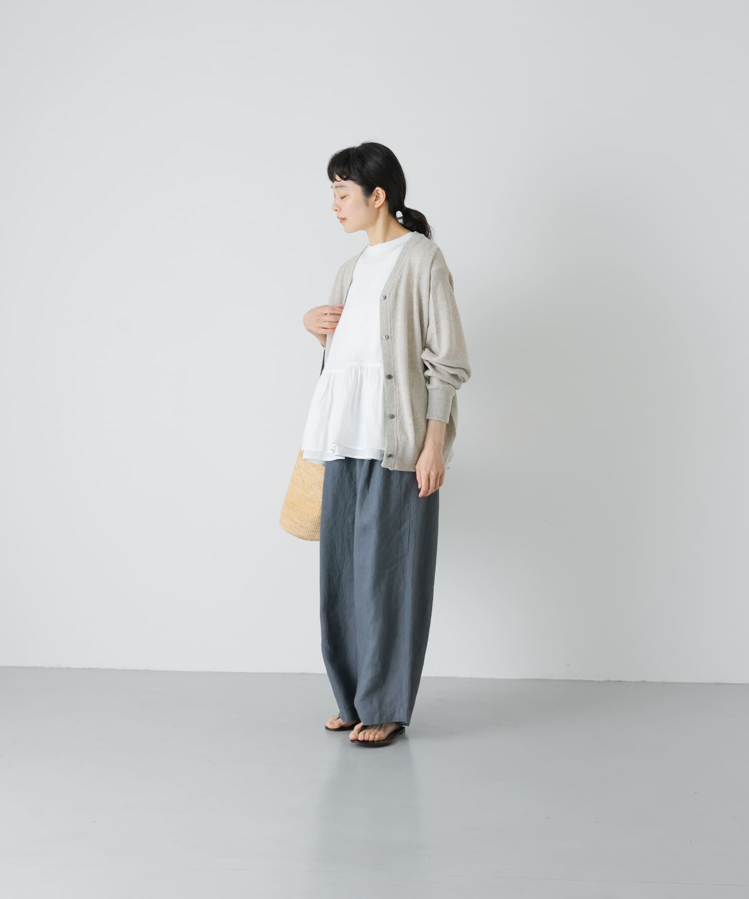 かぐれ「裾フリルノースリーブインナーカットソー」|Tシャツ・カットソー|