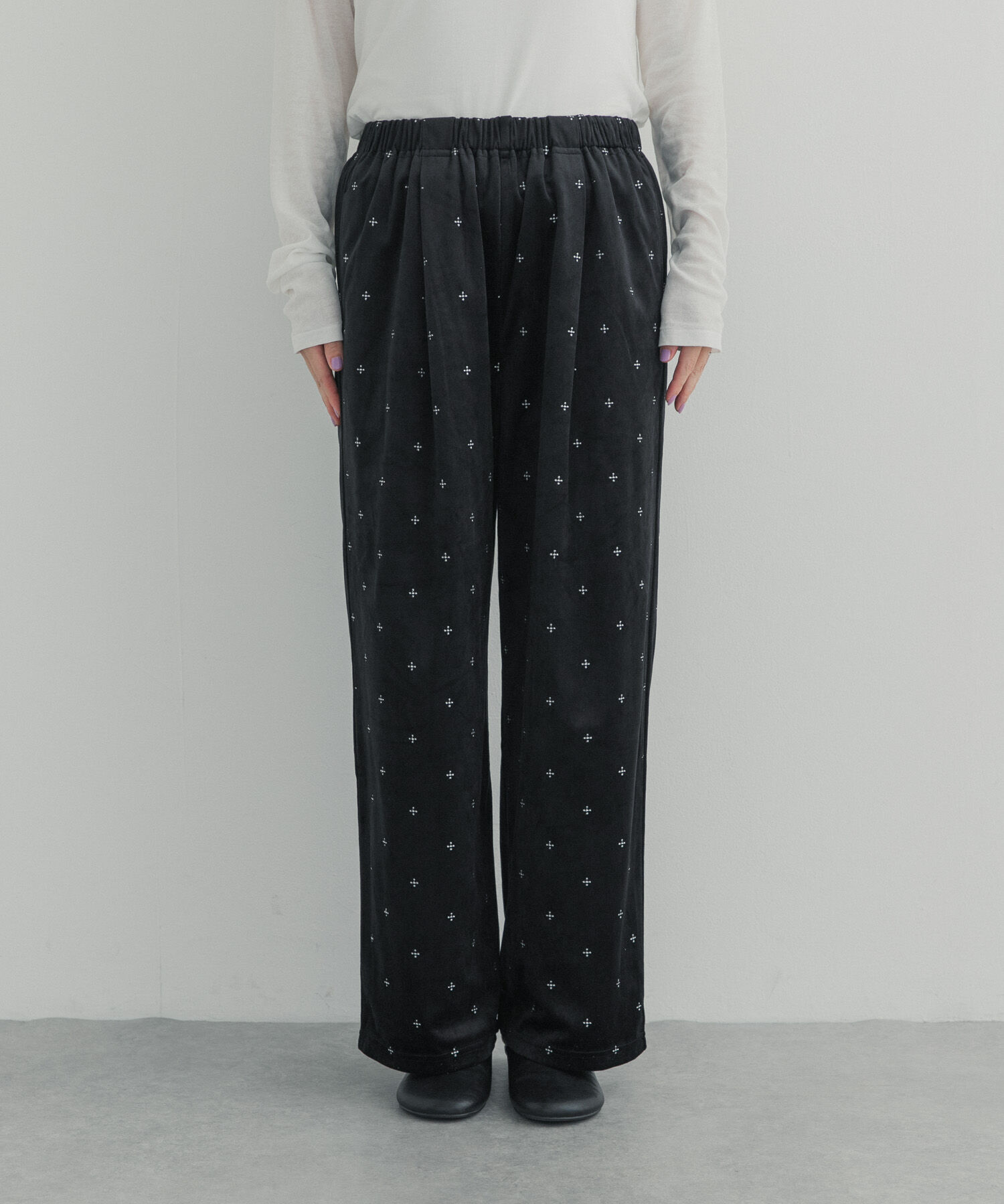 URBAN RESEARCH DOORS「刺繍ベロアイージーパンツ 26AW」|その他|