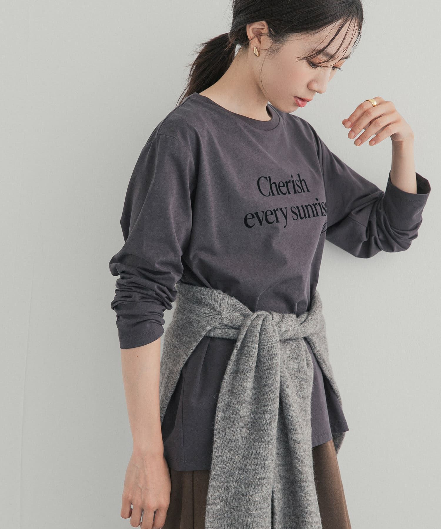 URBAN RESEARCH DOORS「フロッキーロゴプリントロングTシャツ 26AW」|Tシャツ・カットソー|