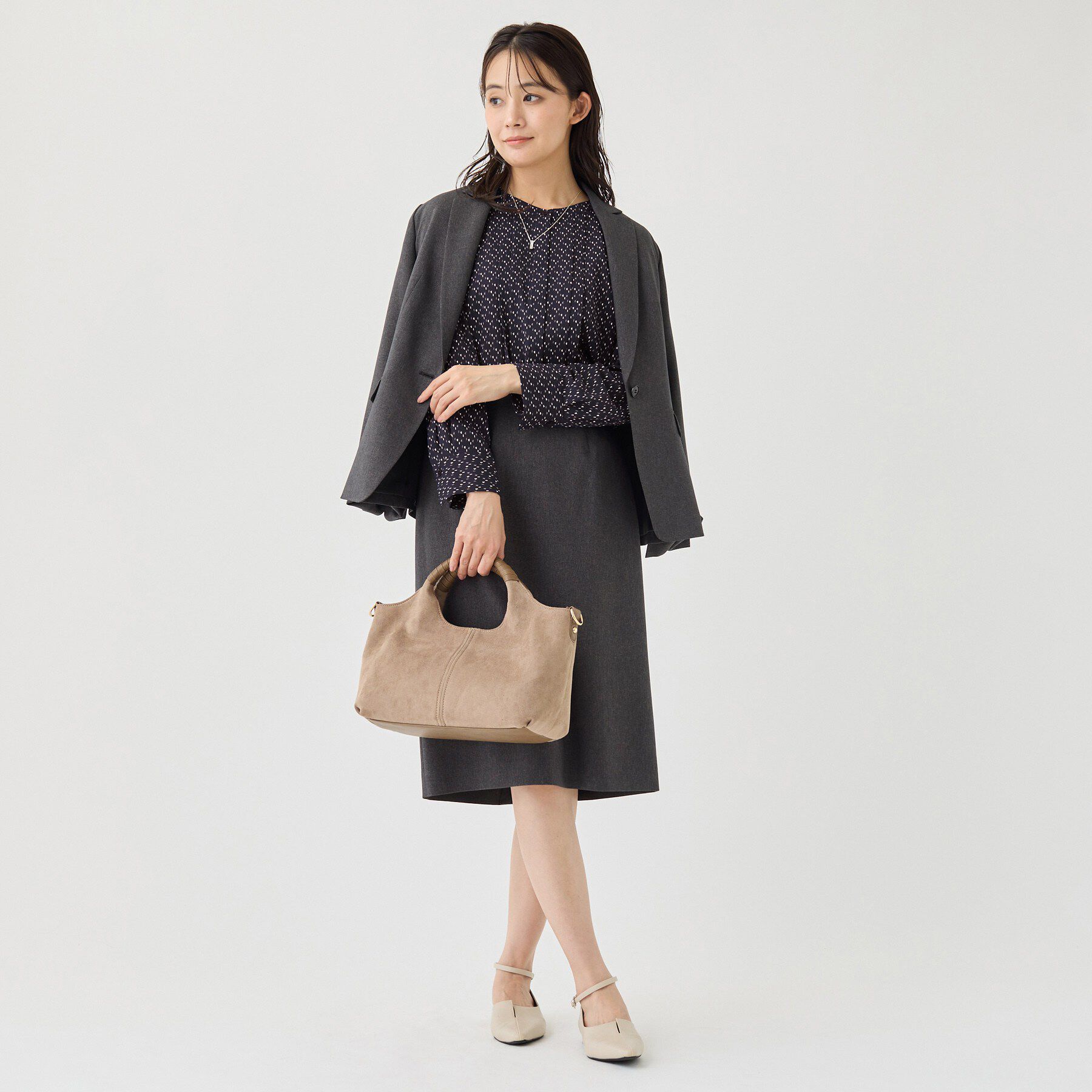 INDIVI「【通勤にオススメ／幾何学柄】ジョーゼットタックブラウス」|シャツ・ブラウス|