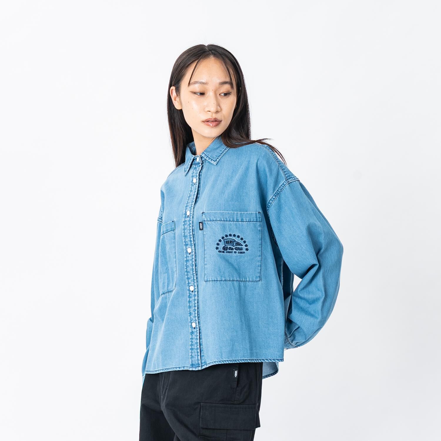 VANS「【VANSｱﾊﾟﾚﾙ(WJ)】W EMBROIDERY DENIM SHIRT」|Tシャツ・カットソー|