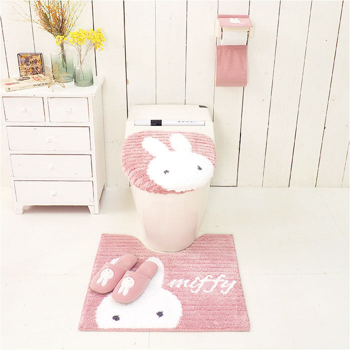 BACKYARD FAMILY「センコー トイレマット キャラクター 通販 トイレ マット 標準 58&times;60 かわいい おしゃれ」|トイレタリー・ランドリーグッズ|