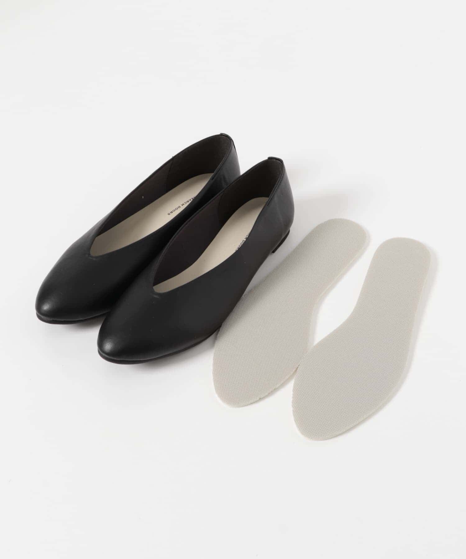 URBAN RESEARCH DOORS「Vカットパンプス」|パンプス|