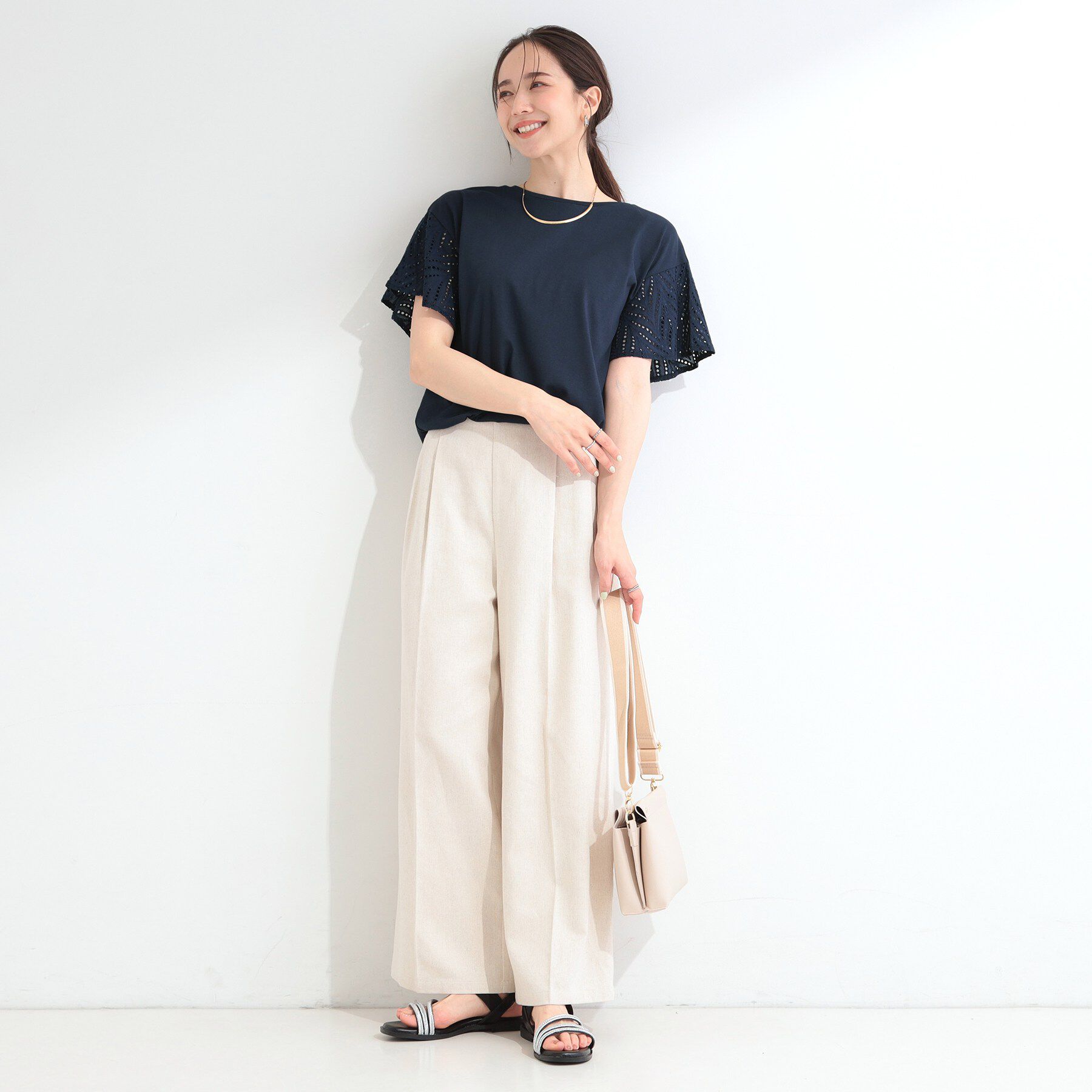 SHOO･LA･RUE「【S-LL/洗濯機可/体型カバー】汗じみが気になりにくい お袖レースフレアTシャツ」|Tシャツ・カットソー|