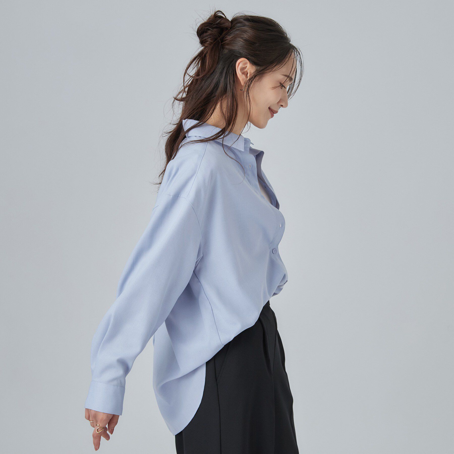 SHOO･LA･RUE「【洗濯後しわになりにくい/S-LL】気分で選ぶ 大人のデイリー使いに ベーシックシャツ」|シャツ・ブラウス|