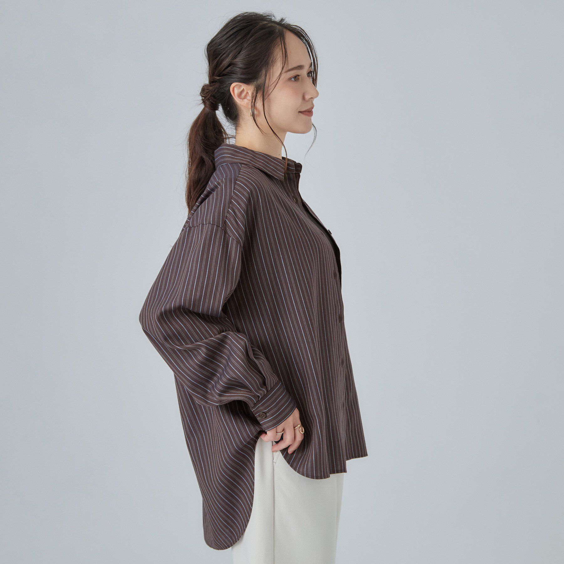 SHOO･LA･RUE「【洗濯後しわになりにくい/S-LL】気分で選ぶ 大人のデイリー使いに ベーシックシャツ」|シャツ・ブラウス|