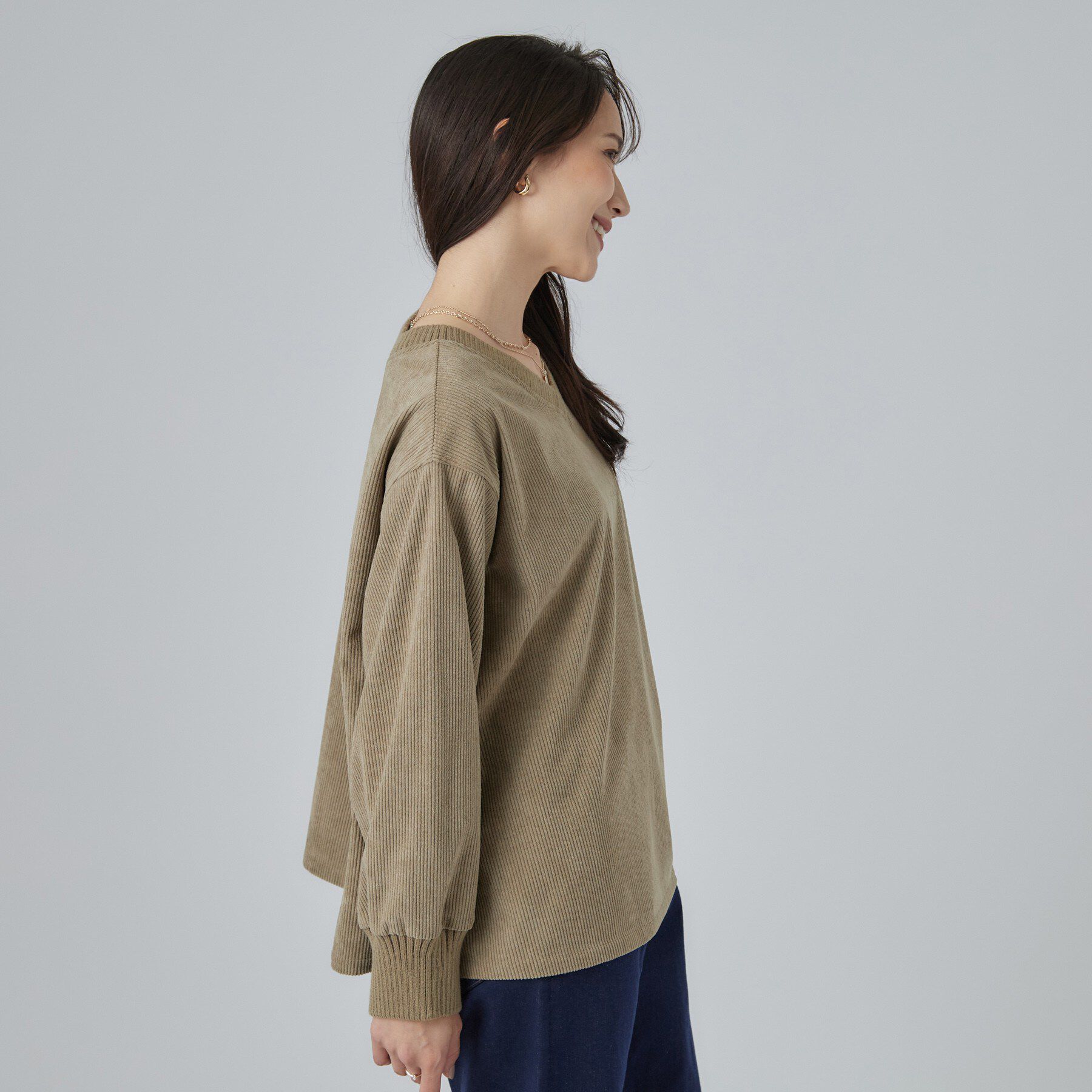 SHOO･LA･RUE「【S-LL/洗濯機可/前後2WAY】大人上品にきまる コーデュロイトップス」|Tシャツ・カットソー|